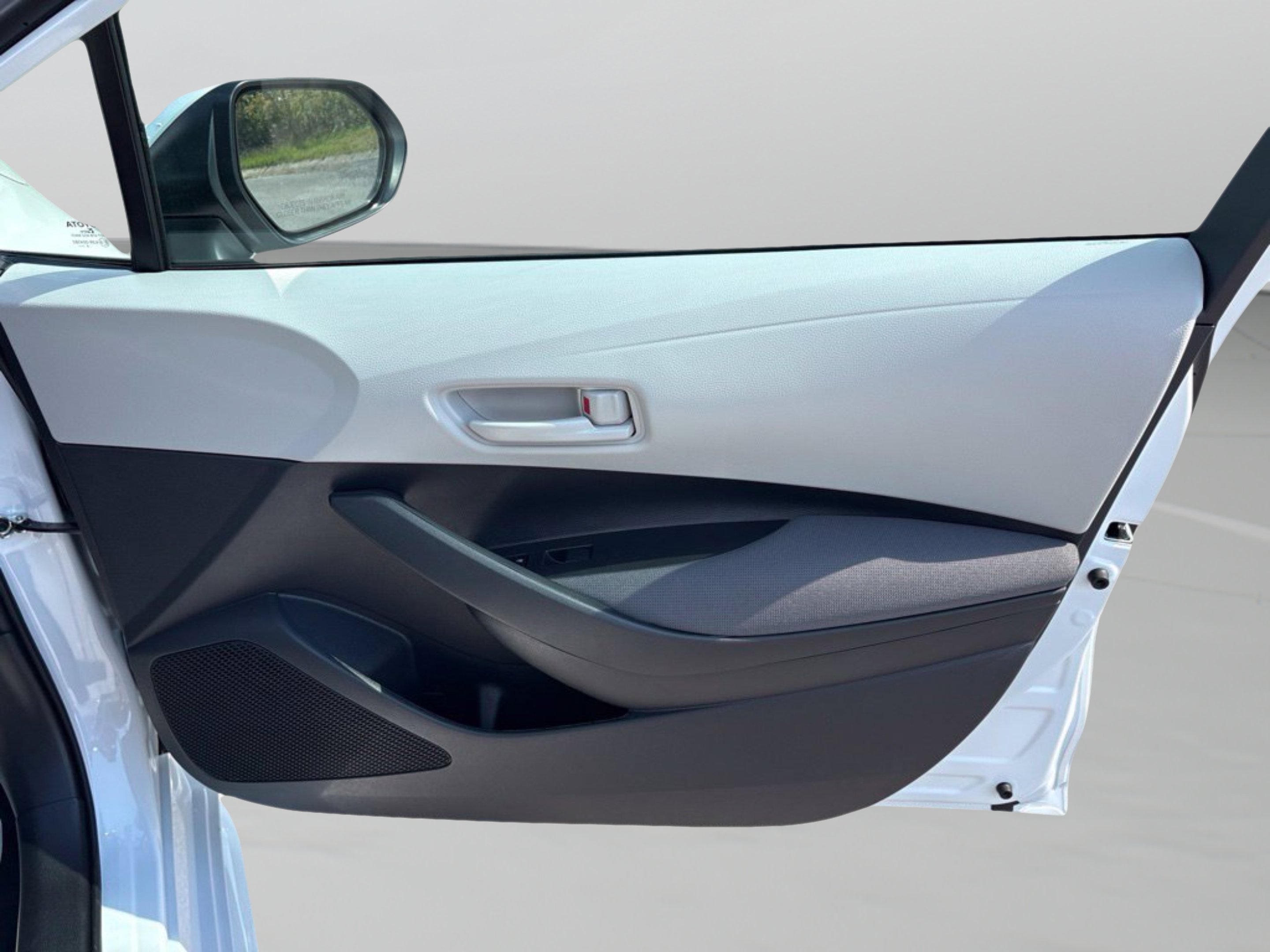 New 2027 Toyota Corolla LE FWD image 27