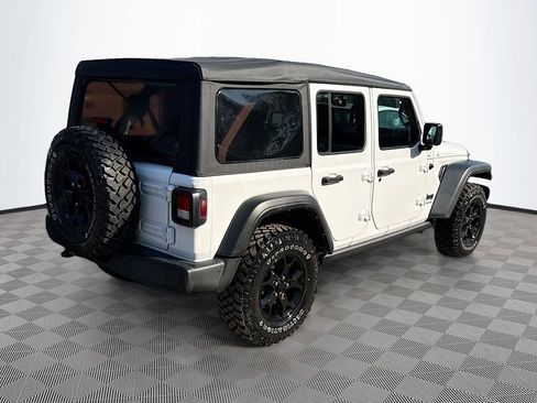 Used 2022 Jeep Wrangler Unlimited Willys image 6