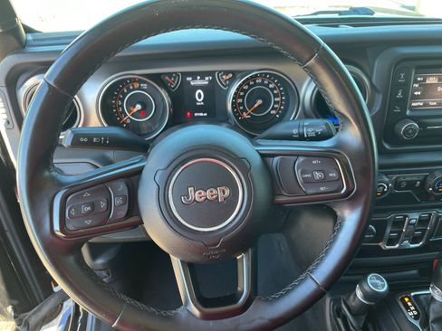 Used 2020 Jeep Gladiator Sport w/ Quick Order Package 24S image 9