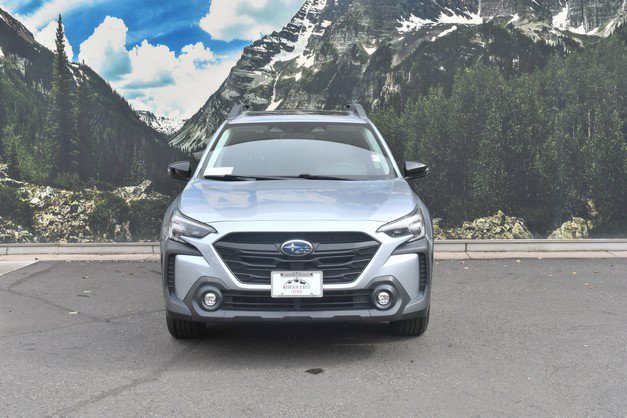 Used 2023 Subaru Outback Onyx Edition AWD/4WD image 5