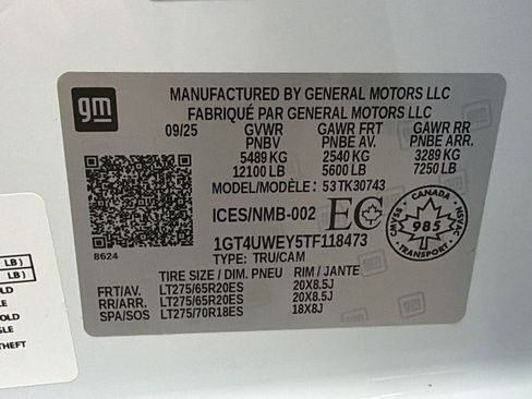 Used 2026 GMC Sierra 3500 Denali w/ Technology Package image 34