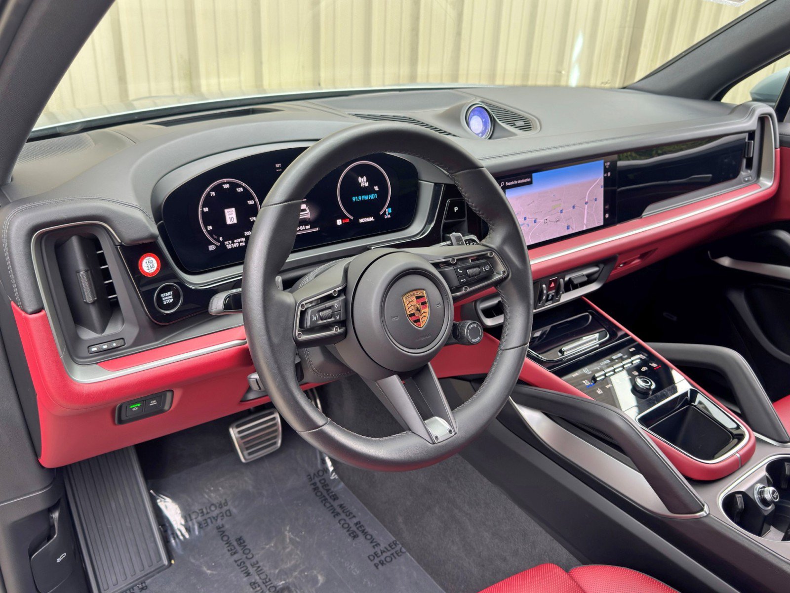 Used 2025 Porsche Cayenne S AWD/4WD image 14