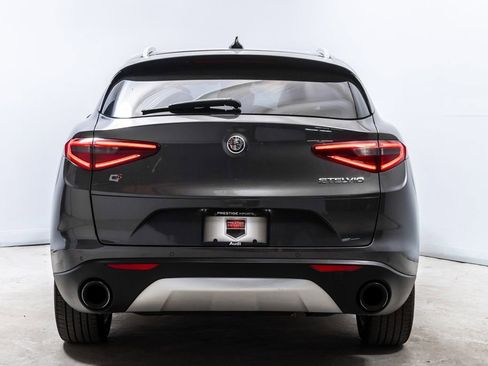 Used 2018 Alfa Romeo Stelvio Ti AWD/4WD image 6