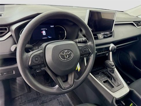Certified 2025 Toyota RAV4 LE image 9