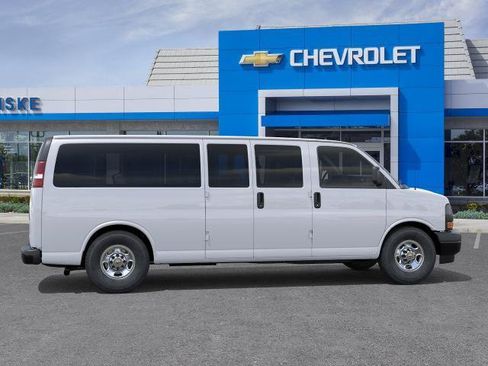 New 2026 Chevrolet Express 3500 LS RWD image 5