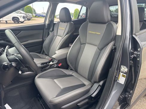 Used 2022 Subaru Crosstrek 2.5i Sport w/ Moonroof Package AWD/4WD image 17