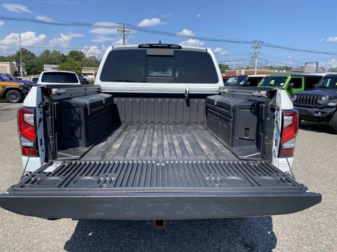 Used 2023 Nissan Titan Platinum Reserve w/ Moonroof Package AWD/4WD image 5