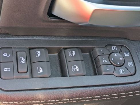 New 2026 RAM 2500 Big Horn AWD/4WD image 16
