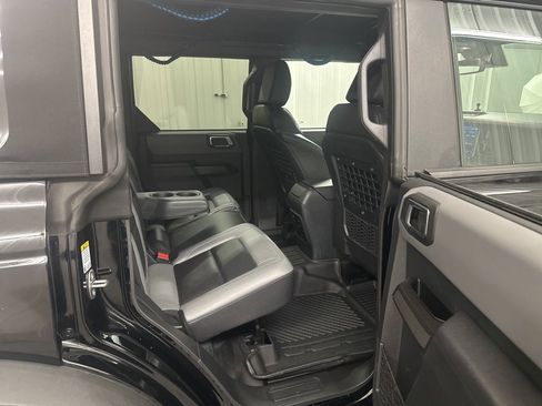 Used 2024 Ford Bronco Black Diamond image 40