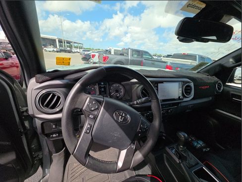 Used 2023 Toyota Tacoma TRD Off-Road AWD/4WD image 11