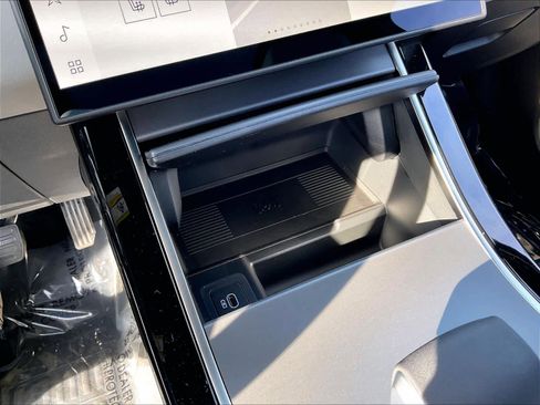 New 2026 Land Rover Range Rover Evoque S image 23