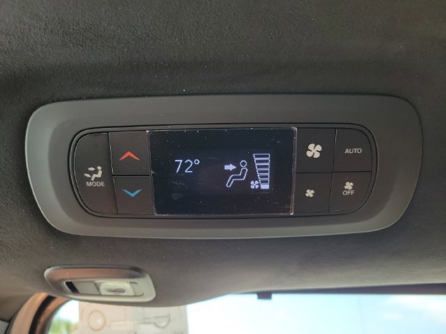 New 2026 Chrysler Pacifica Pinnacle FWD image 13