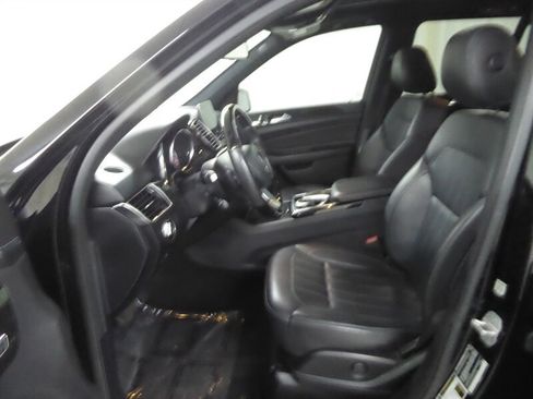 Used 2018 Mercedes-Benz GLE 350 w/ Premium 1 Package image 23