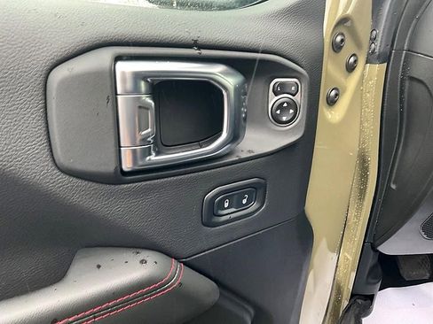 New 2026 Jeep Wrangler Unlimited Rubicon 392 image 12