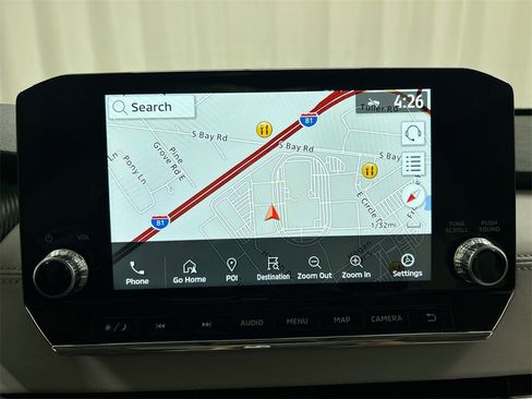 Used 2023 Mitsubishi Outlander SEL image 16