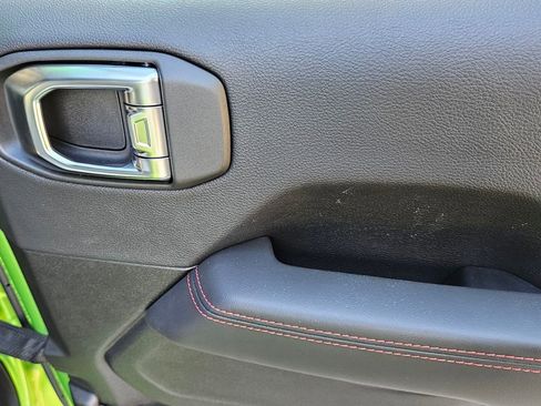 New 2025 Jeep Gladiator Rubicon image 13