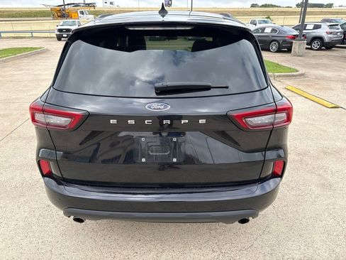 Used 2024 Ford Escape ST-Line FWD image 9