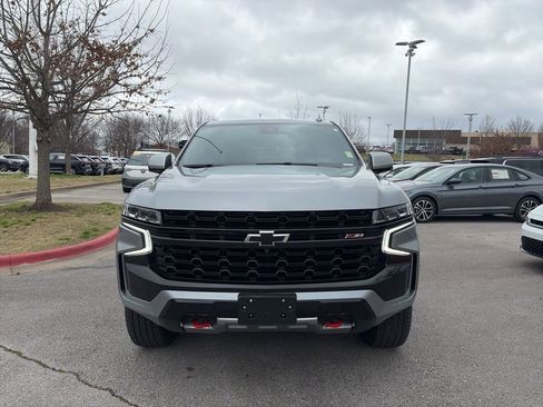 Used 2024 Chevrolet Tahoe Z71 w/ Luxury Package AWD/4WD image 2