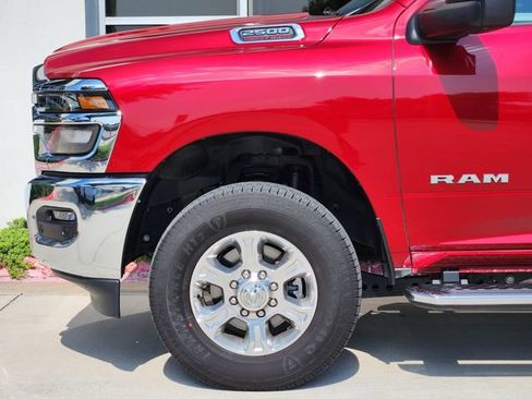 Certified 2026 RAM 2500 Big Horn AWD/4WD image 10