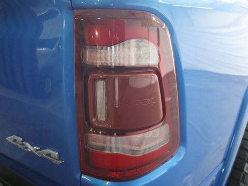 Used 2020 RAM 1500 Laramie image 31