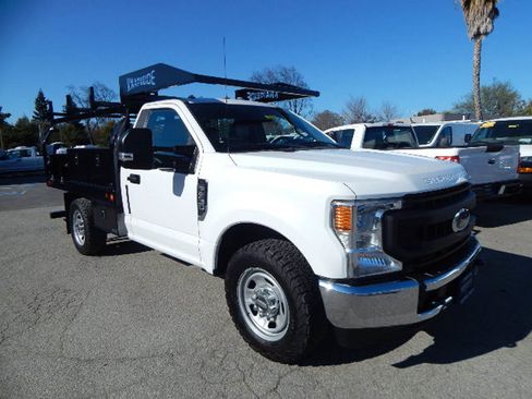 Used 2020 Ford F350 XL w/ Power Equipment Group image 10