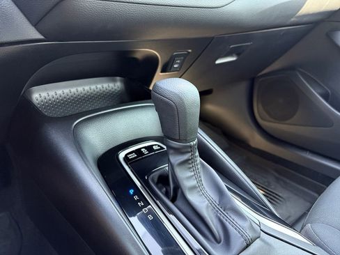 Used 2025 Toyota Corolla LE image 25