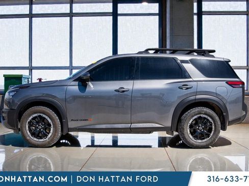 Used 2024 Nissan Pathfinder Rock Creek AWD/4WD image 2