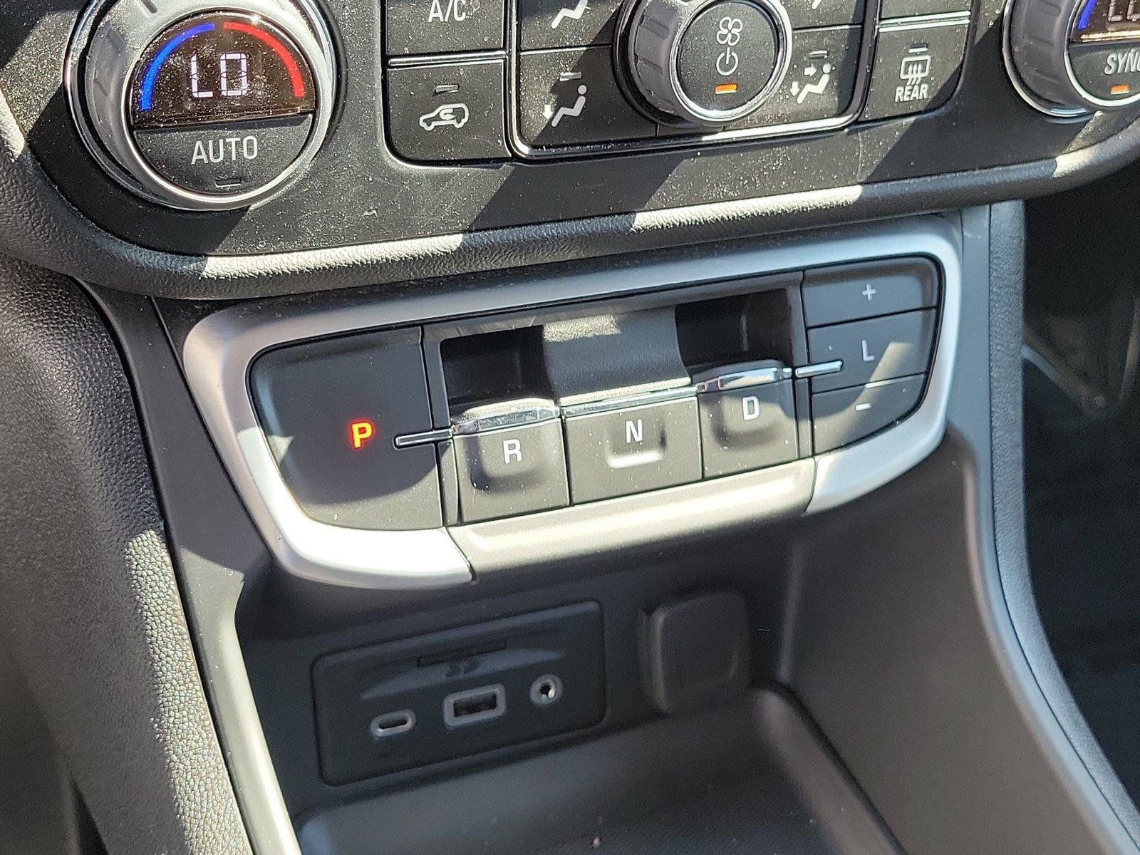 Used 2024 GMC Terrain SLT w/ Infotainment Package II AWD/4WD image 29