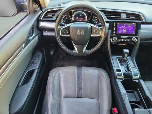 Used 2018 Honda Civic EX-L image 10