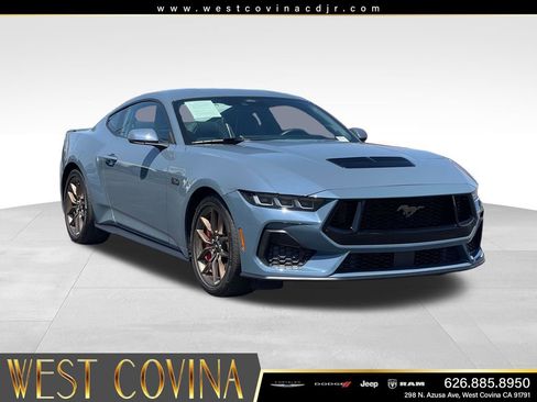 Used 2024 Ford Mustang GT Premium RWD image 3