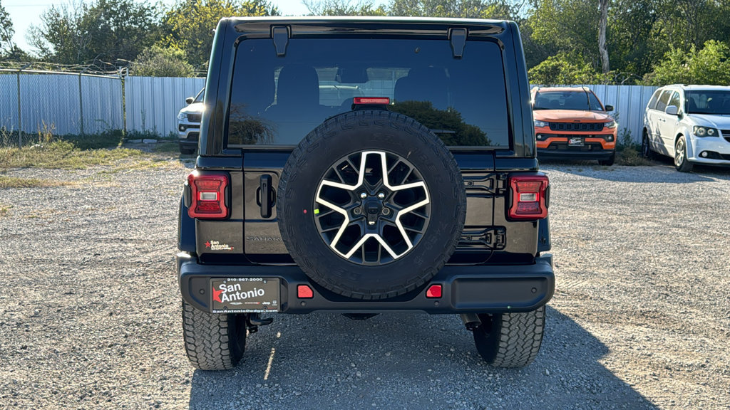 New 2027 Jeep Wrangler Unlimited Sahara AWD/4WD image 6