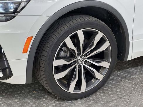 Used 2021 Volkswagen Tiguan SEL Premium R-Line w/ 3rd Row Seat Package image 8