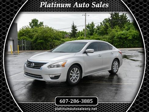Used 2015 Nissan Altima 2.5 S w/ Power Driver Seat Package FWD image 1
