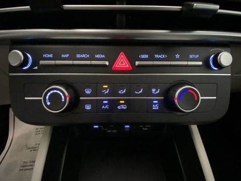 Used 2026 Hyundai Tucson SE FWD image 19