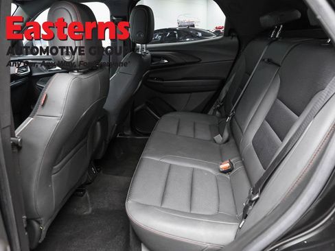 Used 2023 Chevrolet TrailBlazer RS w/ Convenience Package AWD/4WD image 21
