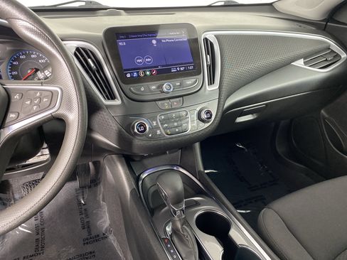 Used 2023 Chevrolet Malibu LT FWD image 26