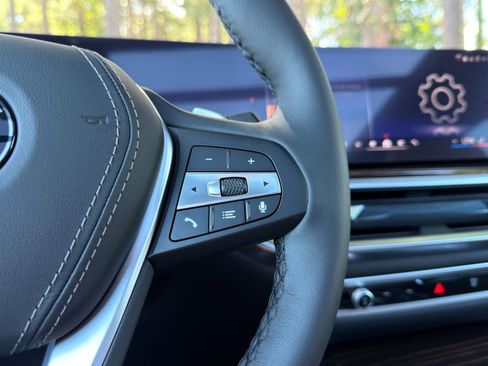 New 2026 BMW X5 xDrive40i w/ Climate Comfort Package image 26