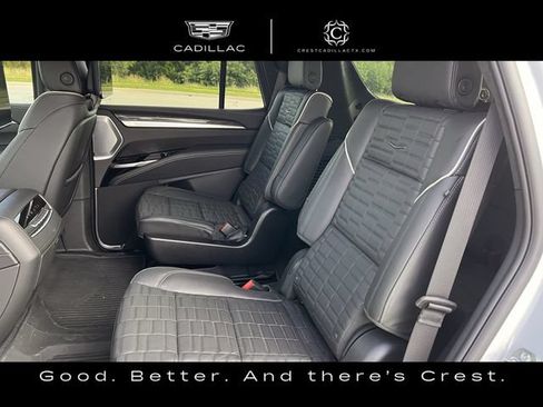 Used 2026 Cadillac Escalade V w/ LPO, ONYX Package AWD/4WD image 31