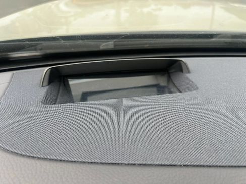 Used 2019 Mercedes-Benz S 560 Sedan image 16