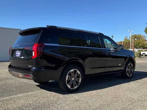 New 2025 Ford Expedition Max King Ranch image 82