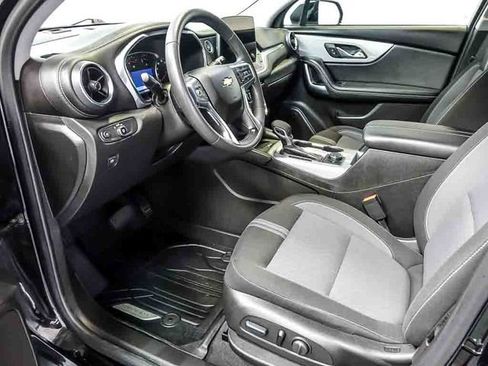 Certified 2024 Chevrolet Blazer LT w/ Convenience Package FWD image 13