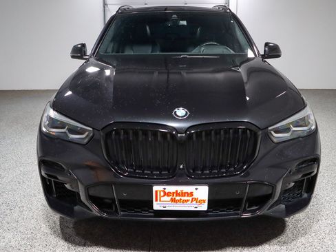 Used 2022 BMW X5 xDrive40i w/ M Sport Package AWD/4WD image 4
