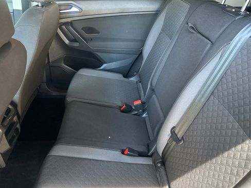Used 2021 Volkswagen Tiguan S FWD image 12