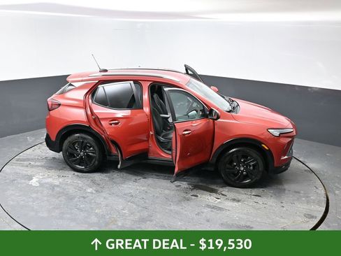 Used 2024 Buick Encore GX Sport Touring image 59