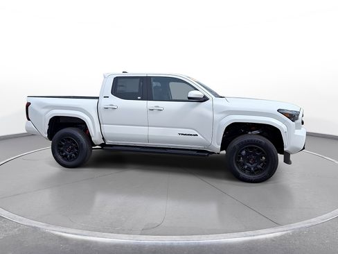 New 2025 Toyota Tacoma SR5 AWD/4WD image 9