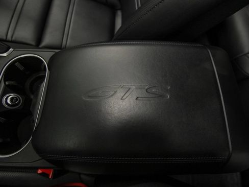 Used 2025 Porsche Cayenne GTS AWD/4WD image 20
