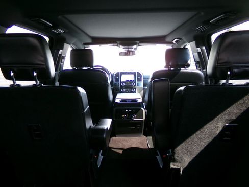 Used 2020 Ford Expedition XLT AWD/4WD image 53