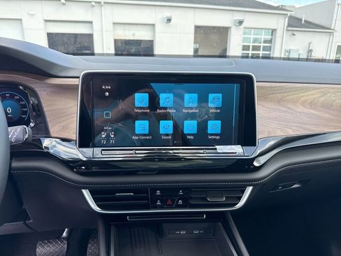 New 2026 Volkswagen Atlas SE AWD/4WD image 19