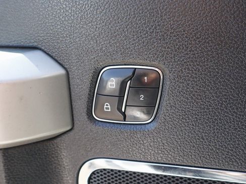 Used 2019 Ford F450 Lariat w/ Lariat Ultimate Package image 16