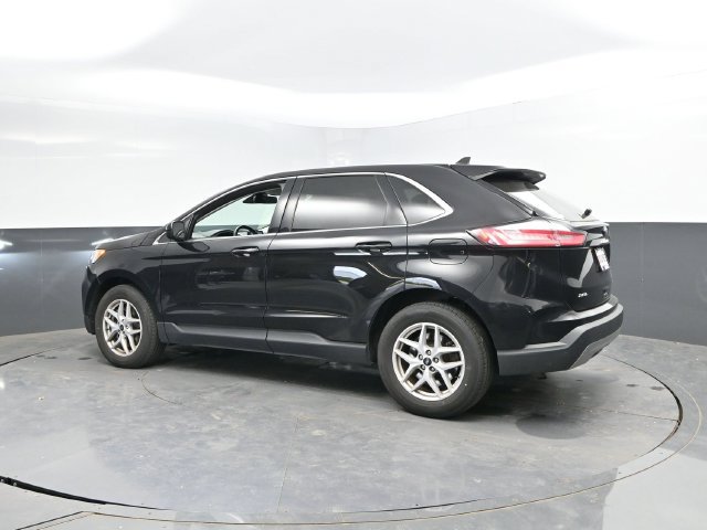 Used 2024 Ford Edge SEL AWD/4WD image 9